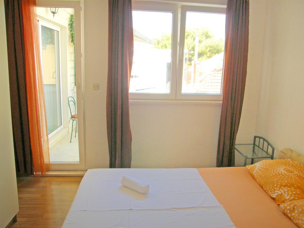 Apartments Jurica Primosten Exterior photo